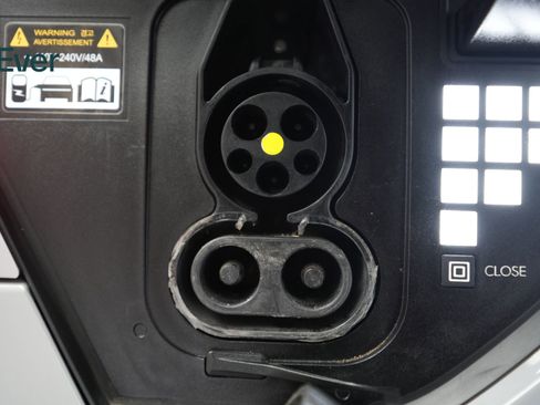 Used 2024 Hyundai Ioniq 5 SEL image 10