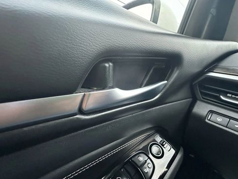 Used 2023 Nissan Altima 2.5 SV w/ SV Premium Package image 19