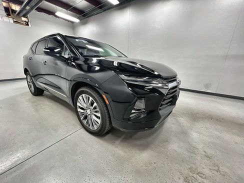 Certified 2019 Chevrolet Blazer Premier w/ Driver Confidence II Package AWD/4WD image 2
