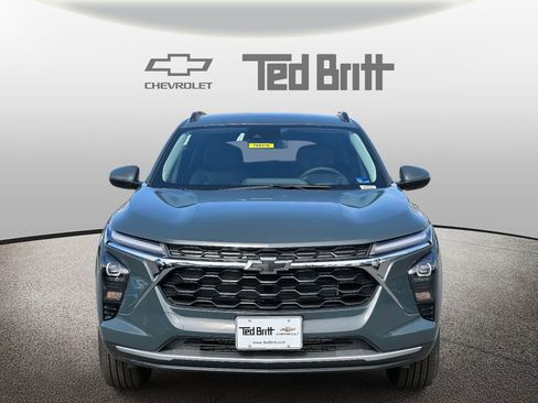 New 2026 Chevrolet Trax LT w/ Driver Confidence Package image 2