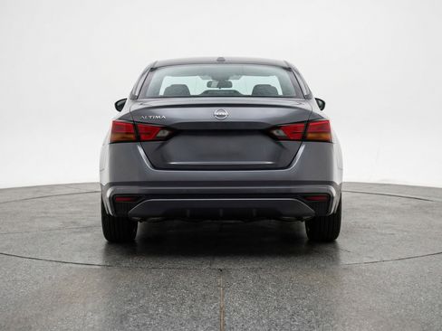 Used 2025 Nissan Altima 2.5 SV image 7