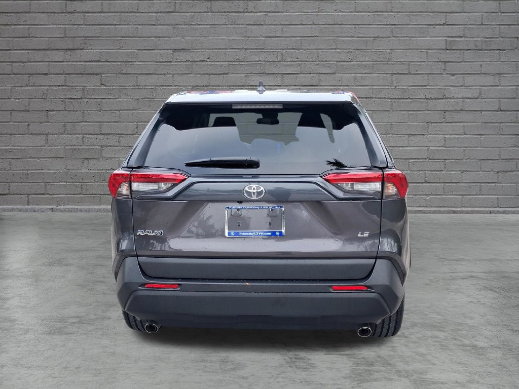 Used 2024 Toyota RAV4 LE FWD image 9