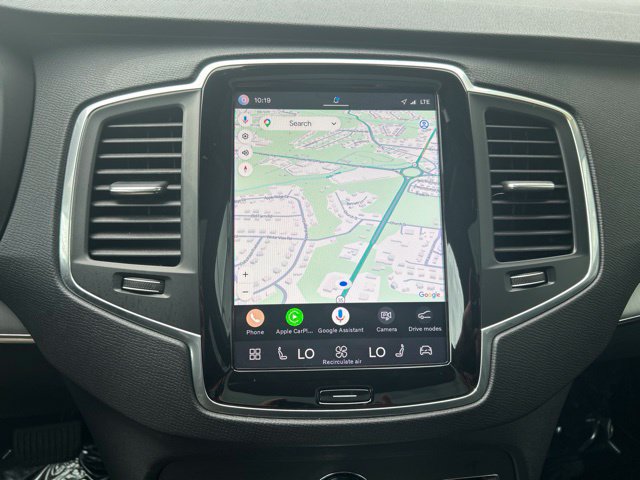 Certified 2025 Volvo XC90 B5 Core AWD/4WD image 24