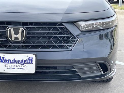 Certified 2025 Honda Accord Sport image 8