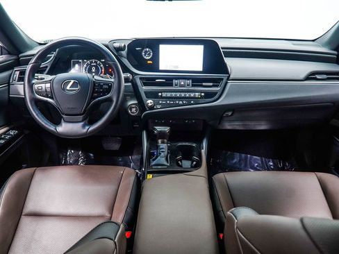 Used 2025 Lexus ES 350 w/ Premium Package FWD image 5