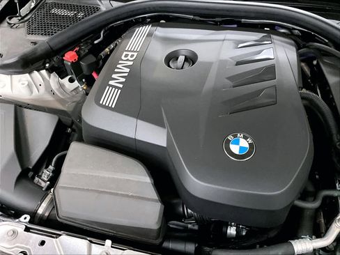 Used 2025 BMW 330i Sedan w/ Convenience Package image 34