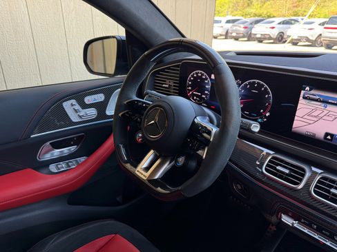 Used 2024 Mercedes-Benz GLE 63 AMG S image 30