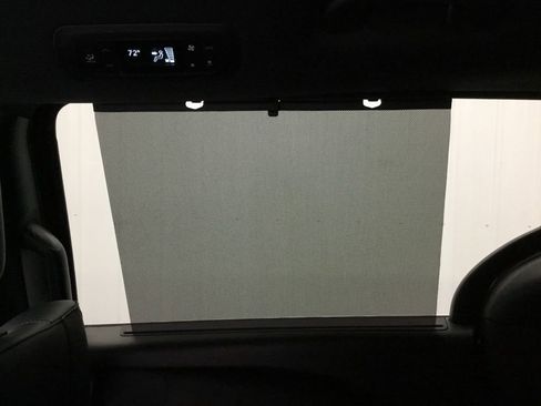 New 2026 Chrysler Pacifica Select image 32