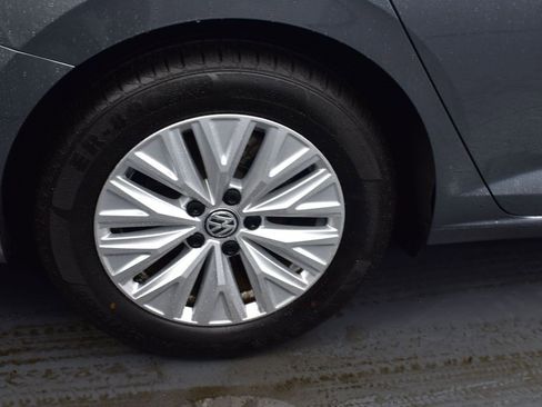 Used 2020 Volkswagen Jetta S image 5