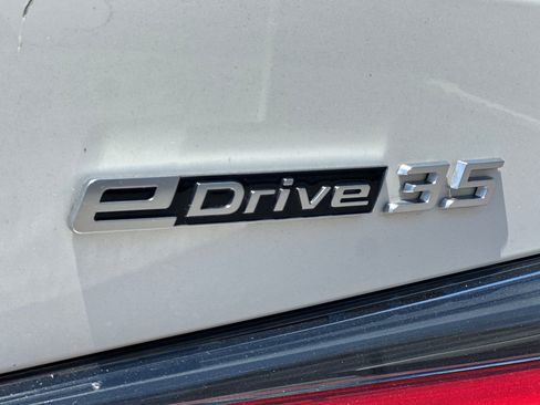 Used 2024 BMW i4 eDrive35 w/ Premium Package RWD image 27
