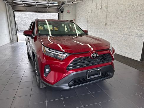 Used 2025 Toyota RAV4 XLE Premium w/ Weather Package AWD/4WD image 2