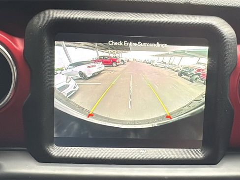 Used 2023 Jeep Wrangler Unlimited Rubicon image 18