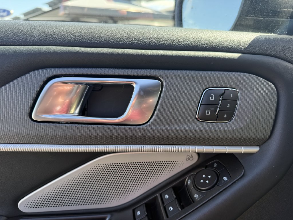 New 2027 Ford Explorer ST w/ Sun And Sound Package AWD/4WD image 9