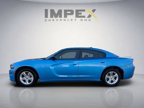 Used 2023 Dodge Charger SXT w/ Cold Weather Package RWD image 2