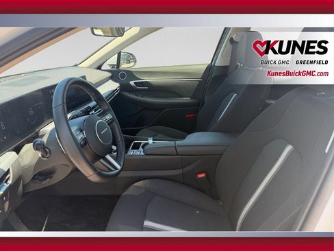 Used 2026 Hyundai Sonata SEL FWD image 22