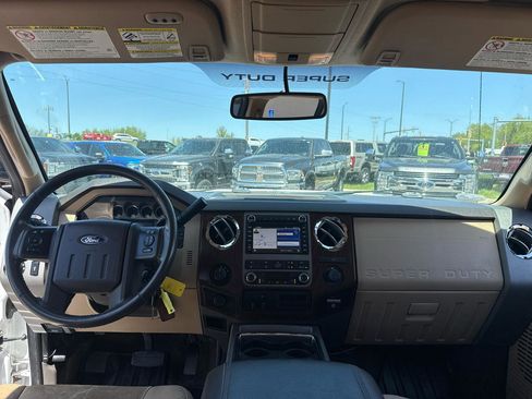 Used 2011 Ford F350 Lariat w/ Lariat Interior Pkg AWD/4WD image 26