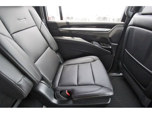 New 2026 Cadillac Escalade ESV 2WD image 11
