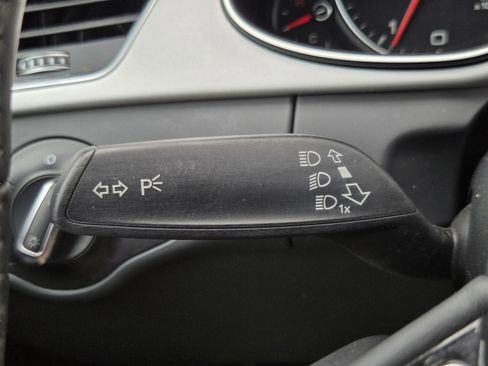 Used 2016 Audi A4 2.0T Premium w/ Convenience Plus Package FWD image 18