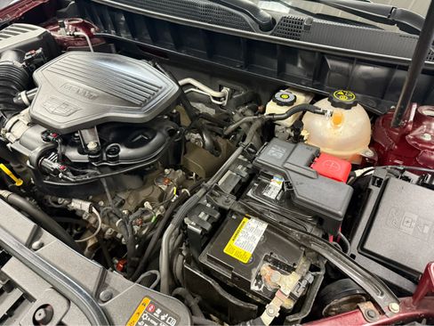 Used 2018 Cadillac XT5 Premium Luxury AWD/4WD image 38