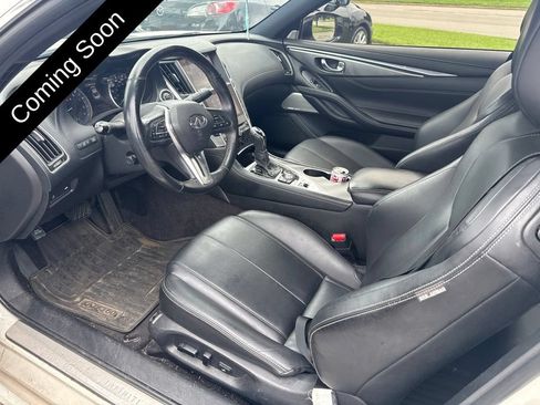 Used 2019 INFINITI Q60 3.0t Luxe w/ Essential Package AWD/4WD image 7