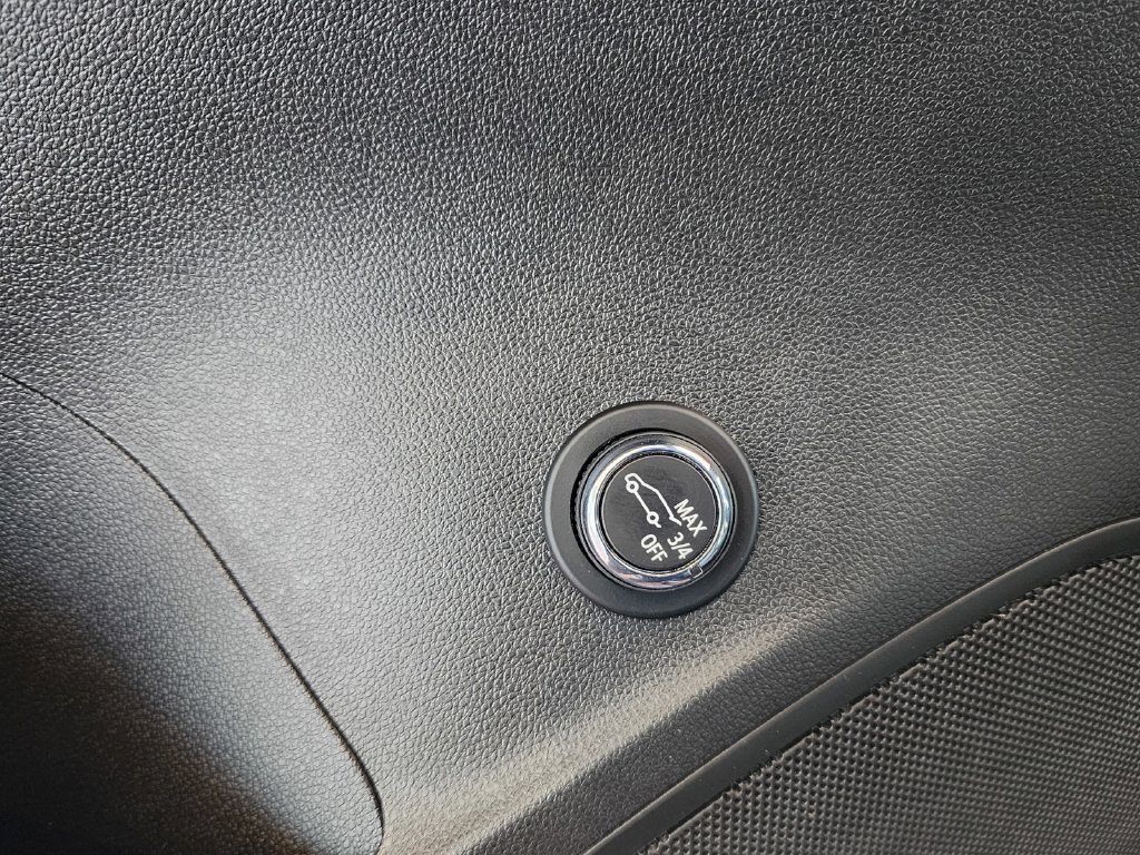 Used 2024 Buick Envision Preferred AWD/4WD image 16
