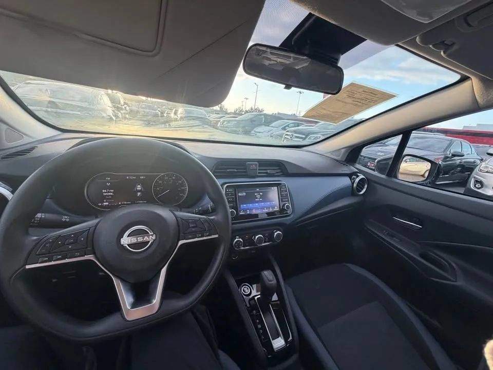 Used 2025 Nissan Versa SV w/ Trunk Package FWD image 5