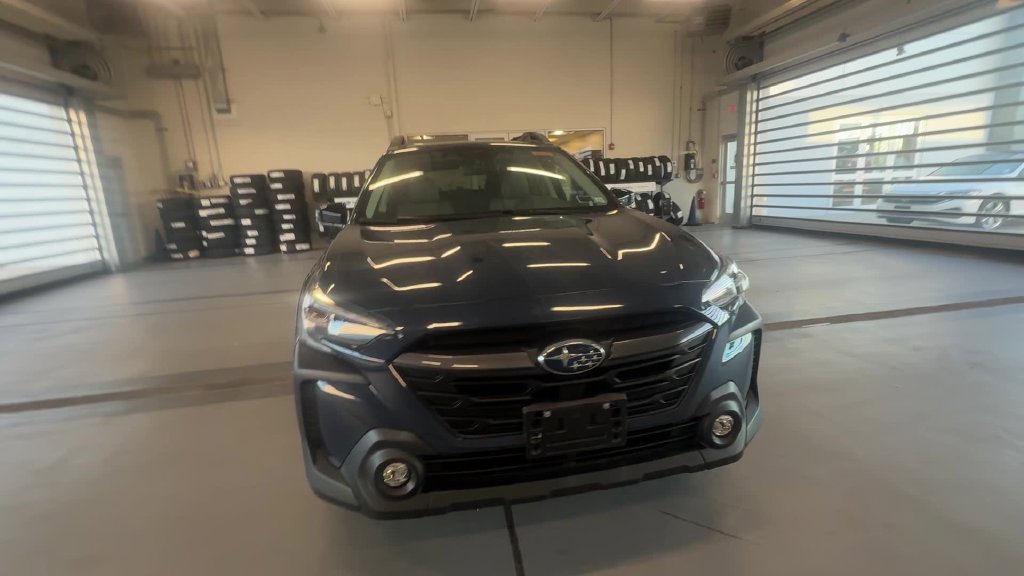 Used 2024 Subaru Outback Premium AWD/4WD image 13
