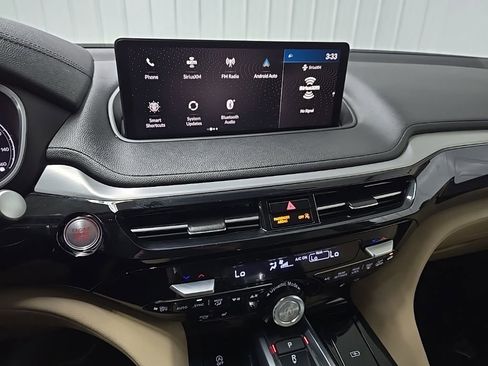 Used 2023 Acura MDX SH-AWD image 24
