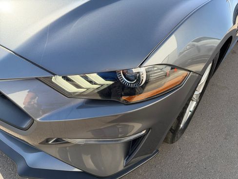 Used 2021 Ford Mustang Coupe RWD image 9