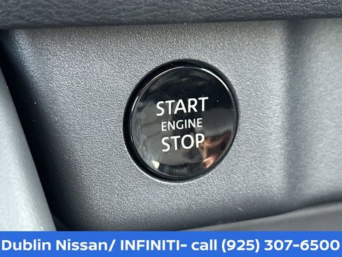 New 2026 Nissan Rogue Platinum w/ Tech Package AWD/4WD image 27