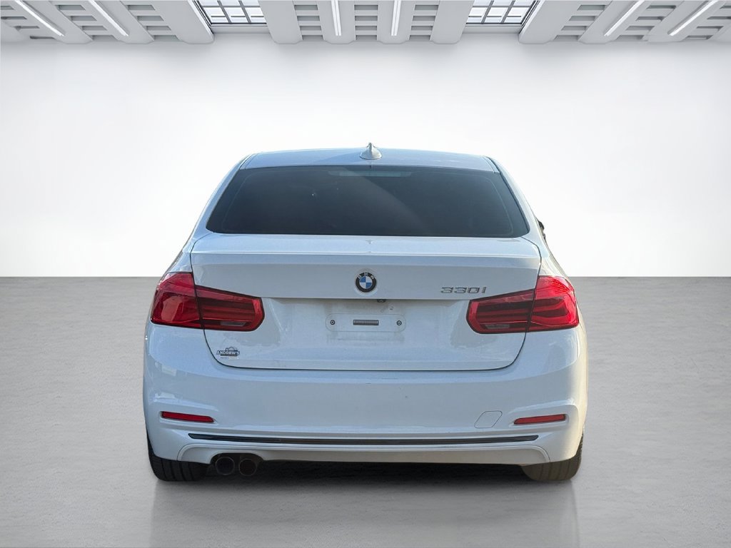 Used 2018 BMW 330i Sedan w/ Convenience Package RWD image 6