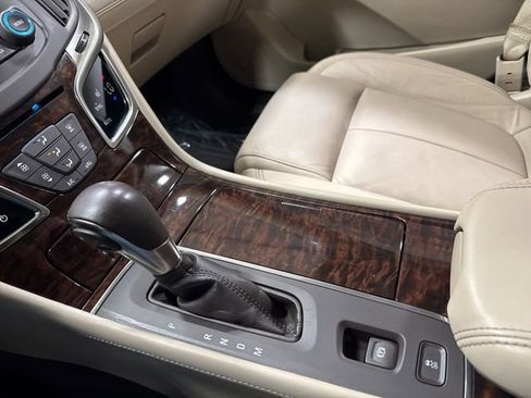 Used 2015 Buick LaCrosse Leather FWD image 23