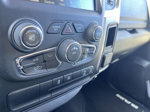 Used 2014 RAM 1500 Big Horn image 11