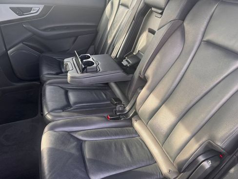 Used 2019 Audi Q7 2.0T Premium w/ Convenience Package AWD/4WD image 25
