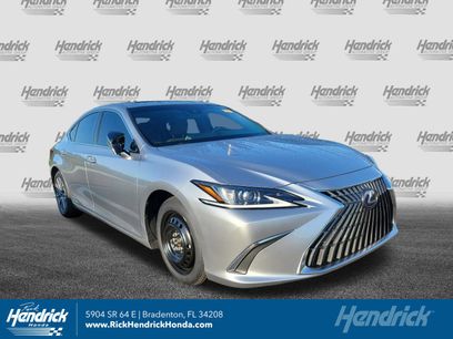 Used 2022 Lexus ES 300h w/ Premium Package