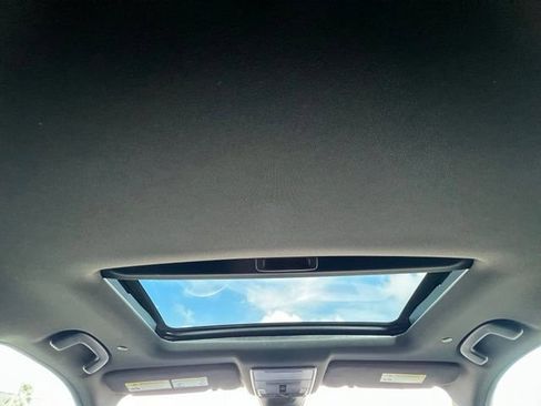 Used 2025 Honda CR-V Sport image 19