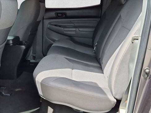 Used 2015 Toyota Tacoma PreRunner RWD image 17