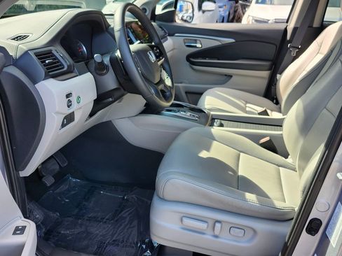 Certified 2022 Honda Pilot Special Edition image 5