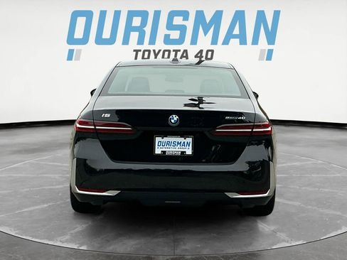 Used 2024 BMW i5 eDrive40i image 6