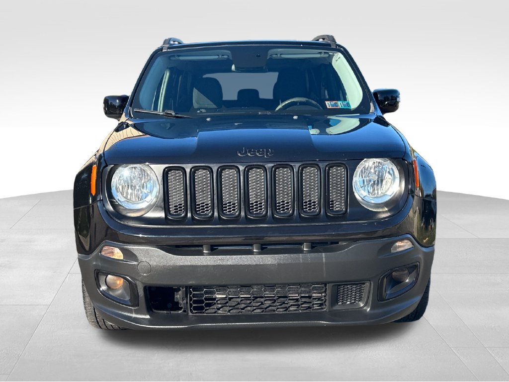 Used 2017 Jeep Renegade Altitude AWD/4WD image 2