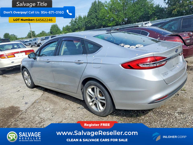 Used 2018 Ford Fusion SE FWD image 3