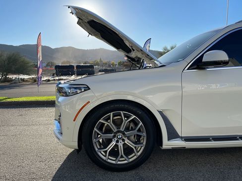 Used 2020 BMW X7 xDrive40i image 54