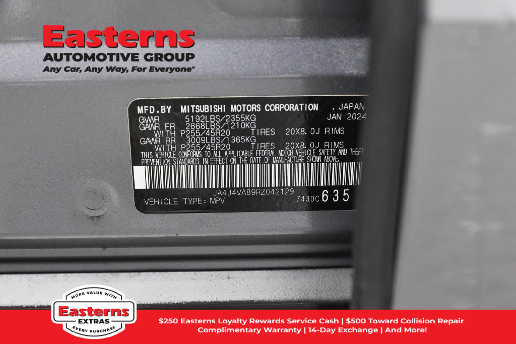 Used 2024 Mitsubishi Outlander SE AWD/4WD image 37