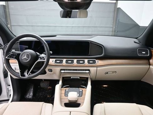 Used 2024 Mercedes-Benz GLE 350 4MATIC image 27