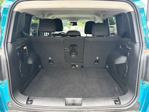 Used 2022 Jeep Renegade Latitude w/ Convenience Group AWD/4WD image 23