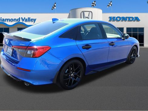 Used 2024 Honda Civic Sport image 8