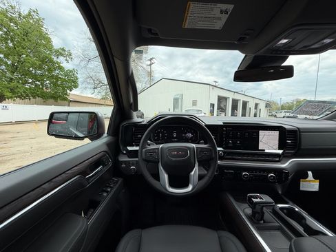 New 2026 GMC Sierra 1500 SLT w/ SLT Convenience Package AWD/4WD image 2