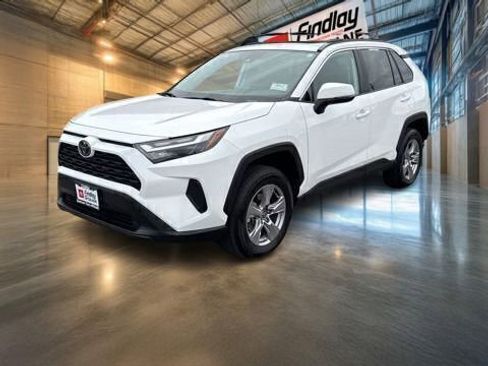 Used 2024 Toyota RAV4 XLE w/ Convenience Package image 1