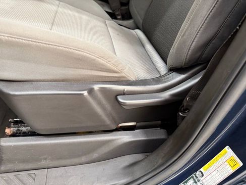 Used 2021 Chevrolet Silverado 1500 W/T image 13