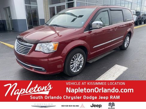 Used 2013 Chrysler Town & Country Touring-L w/ Entertainment Group #2 image 1